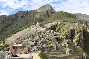 Ruinen und Terrassen von Machu Picchu, Peru