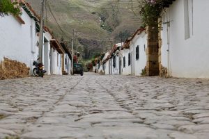 Straße in Villa de Leyva, Kolumbien