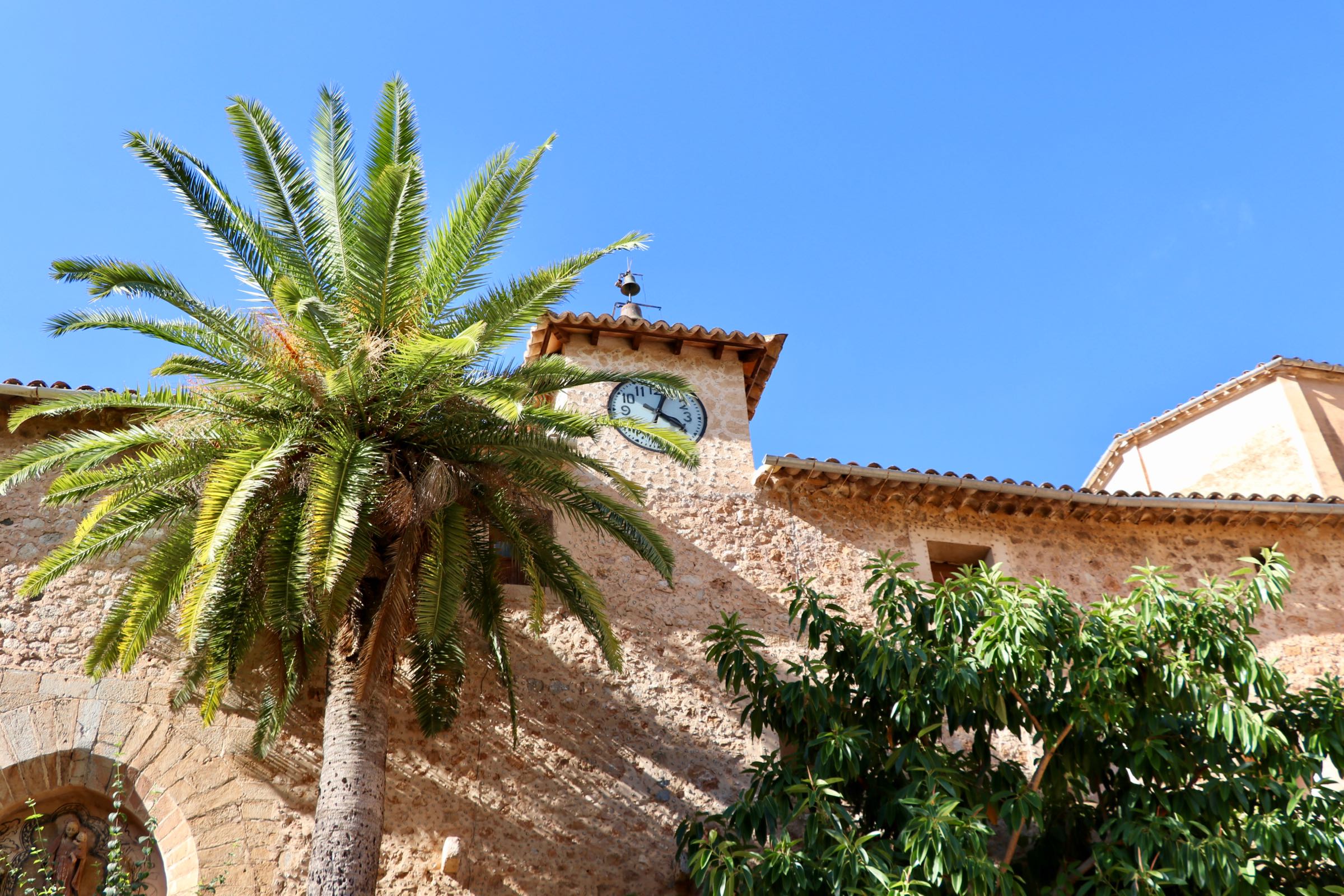 Kirche in Fornalutx, Mallorca, Spanien