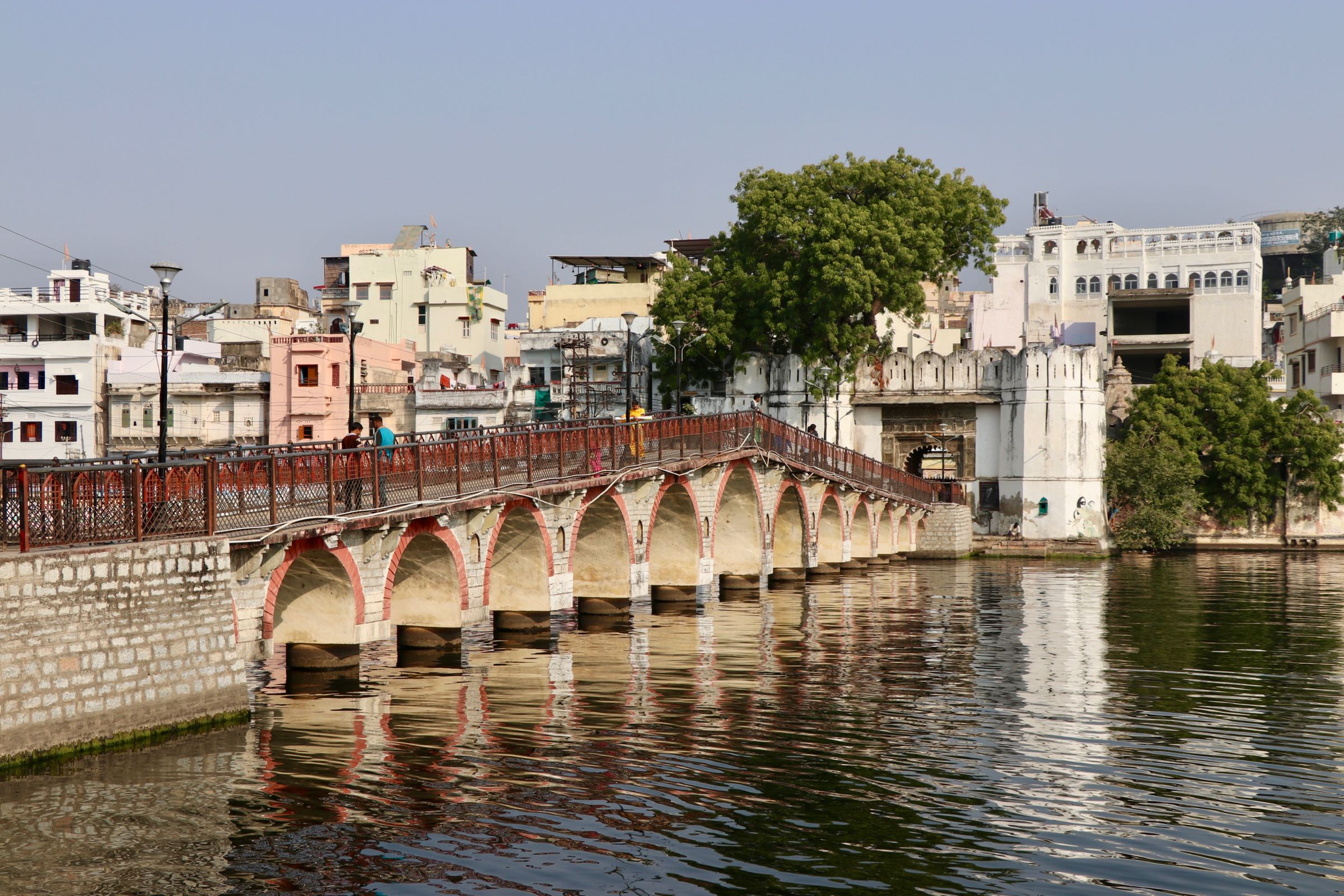 Brücke in Udaipur, Indien