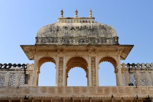 Pavillon im Stadtpalast von Udaipur, Indien