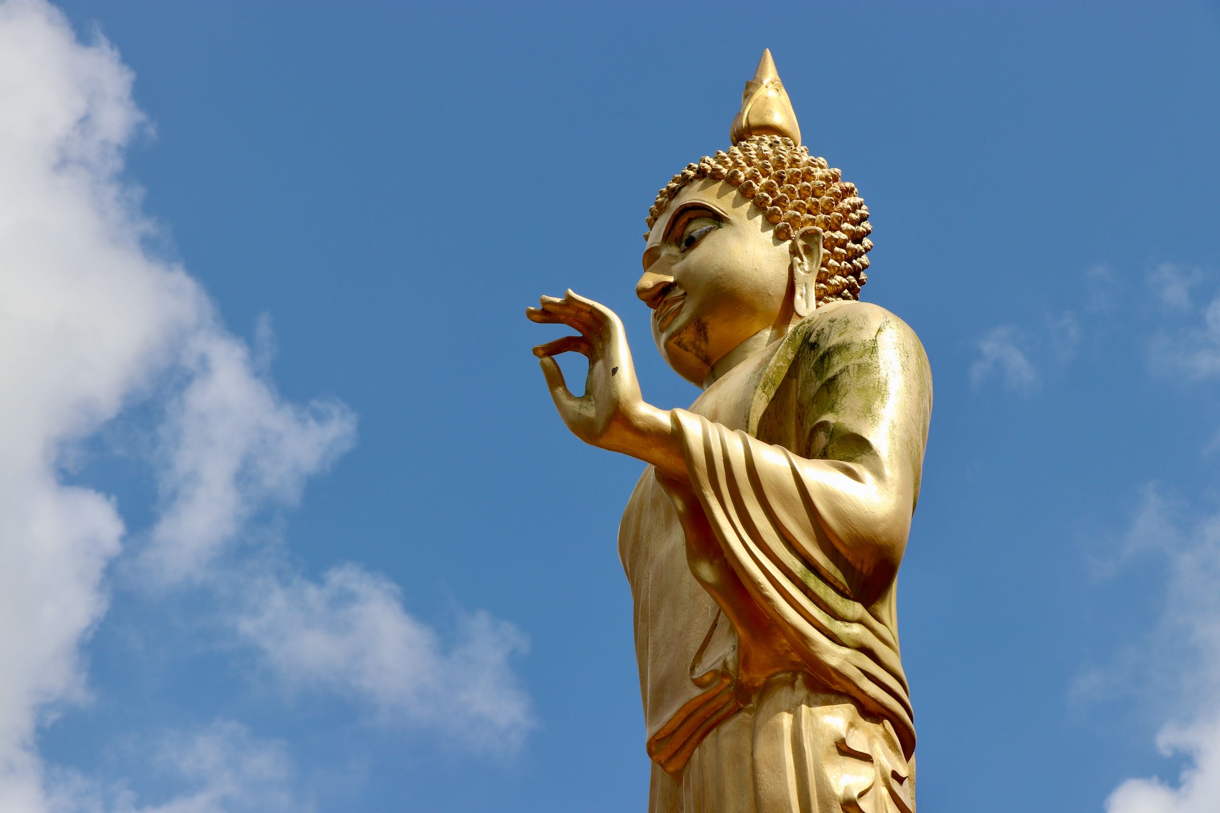 Statue an einem buddhistischen Tempel, Ko Pha-ngan, Thailand