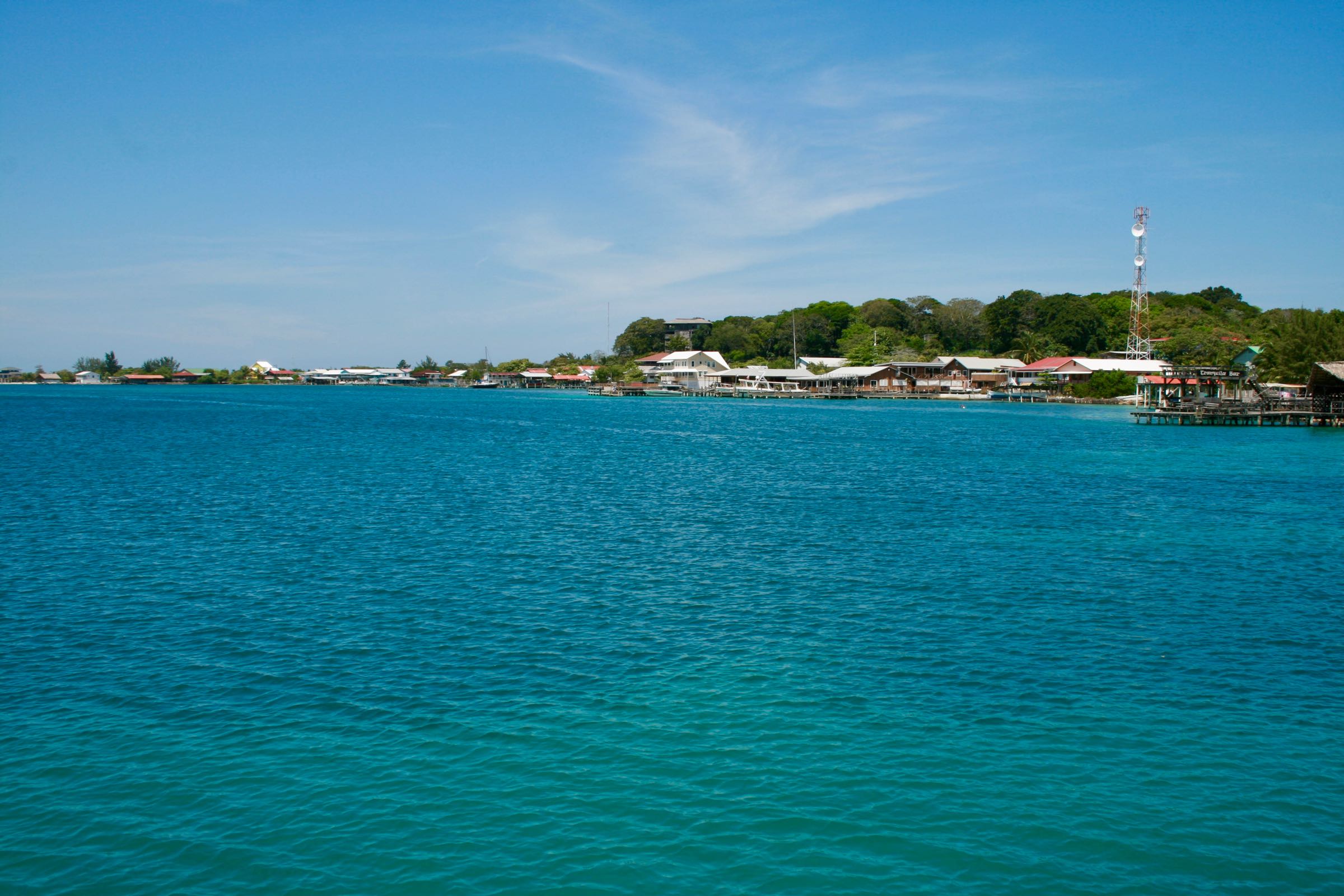 Blick auf East Harbour, Útila, Islas de la Bahía, Honduras