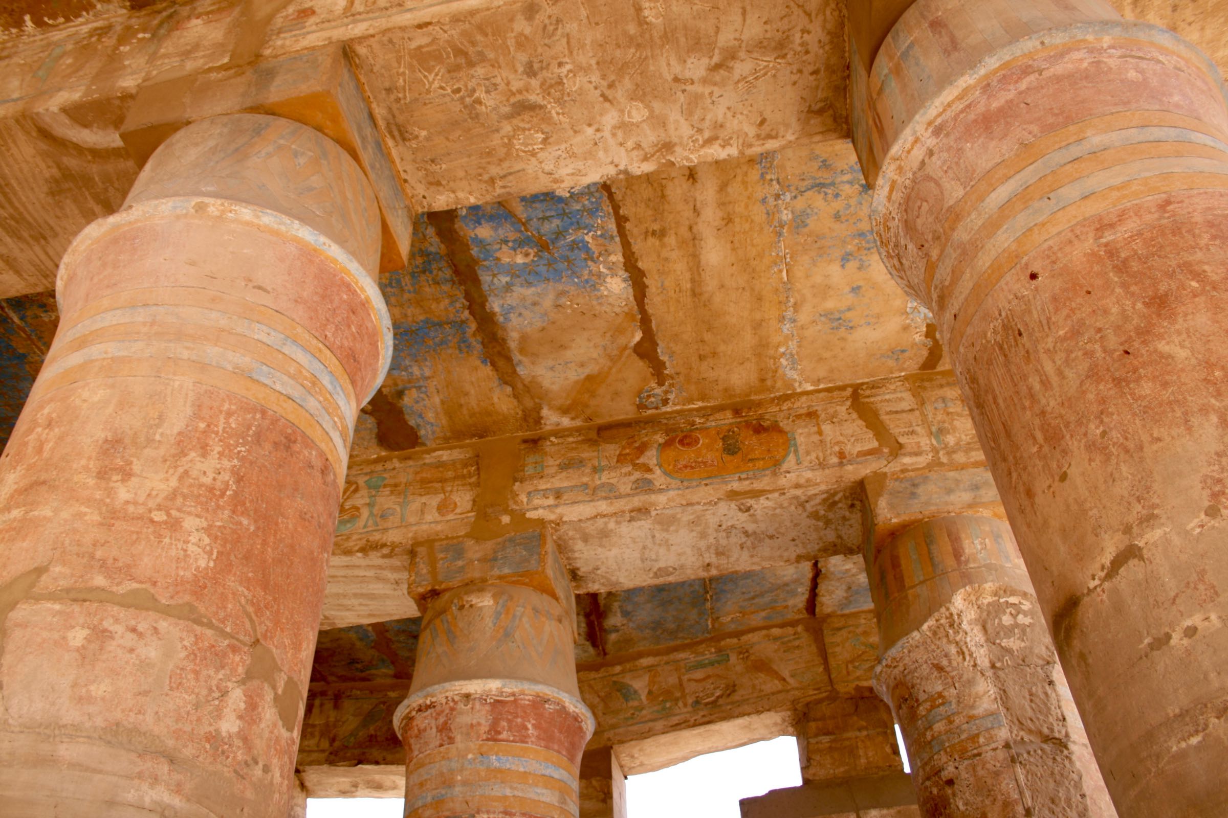 Malereien im Karnak-Tempel, Luxor, Ägypten