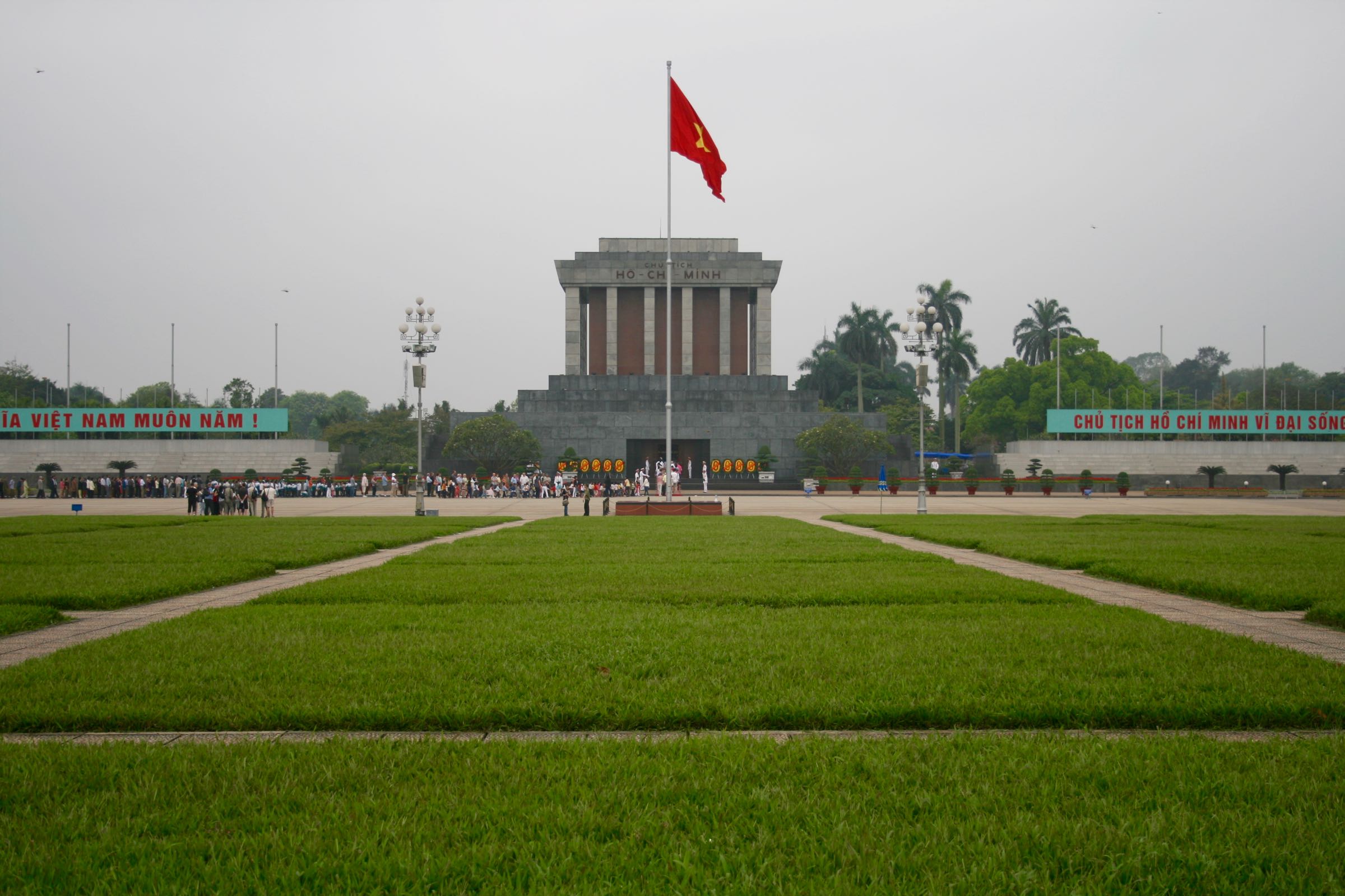 Hồ-Chí-Minh-Mausoleum, Hanoi, Vietnam