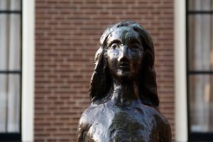 Statue von Anne Frank, Amsterdam, Nordholland, Niederlande