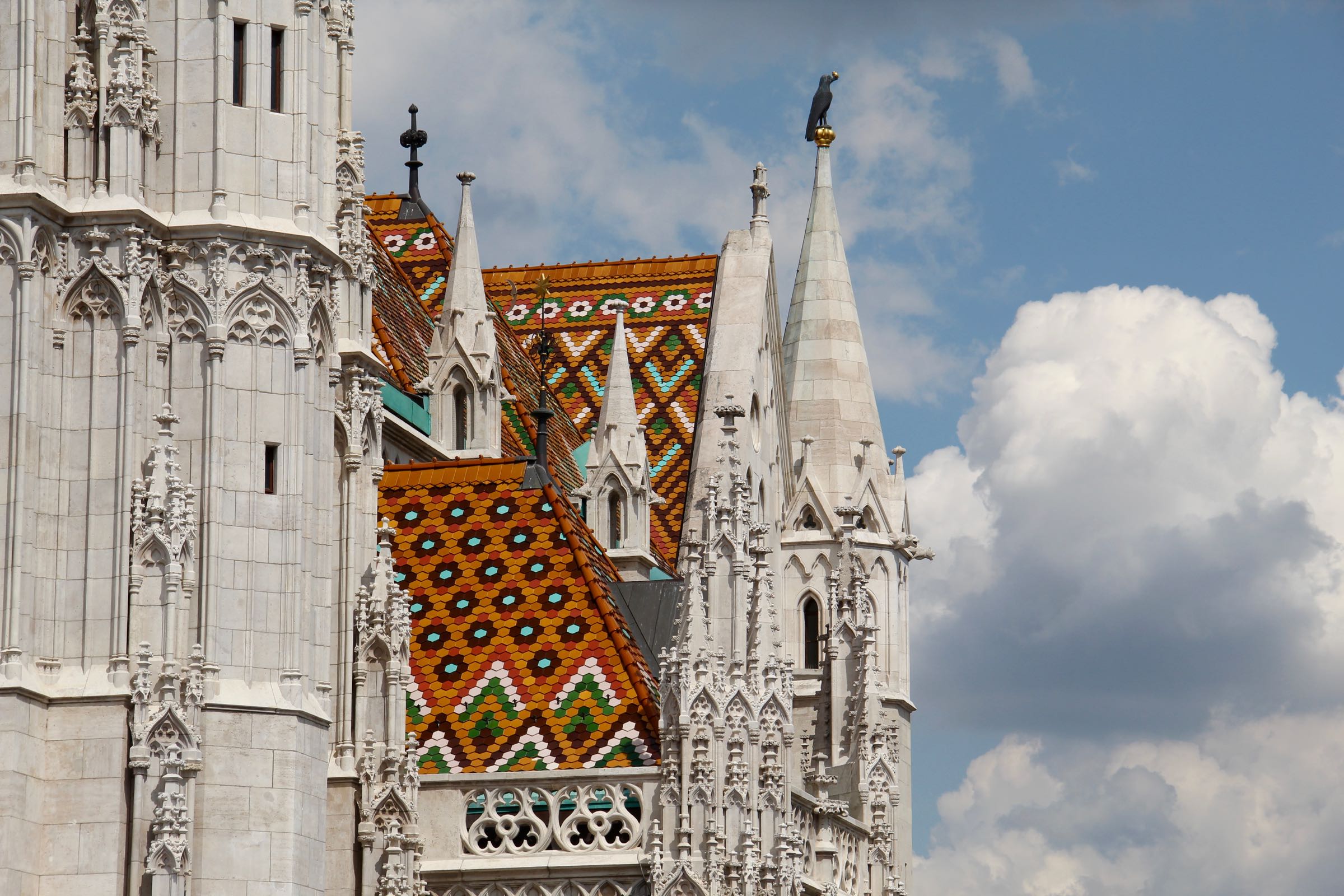 Dach der Matthiaskirche, Budapest, Ungarn