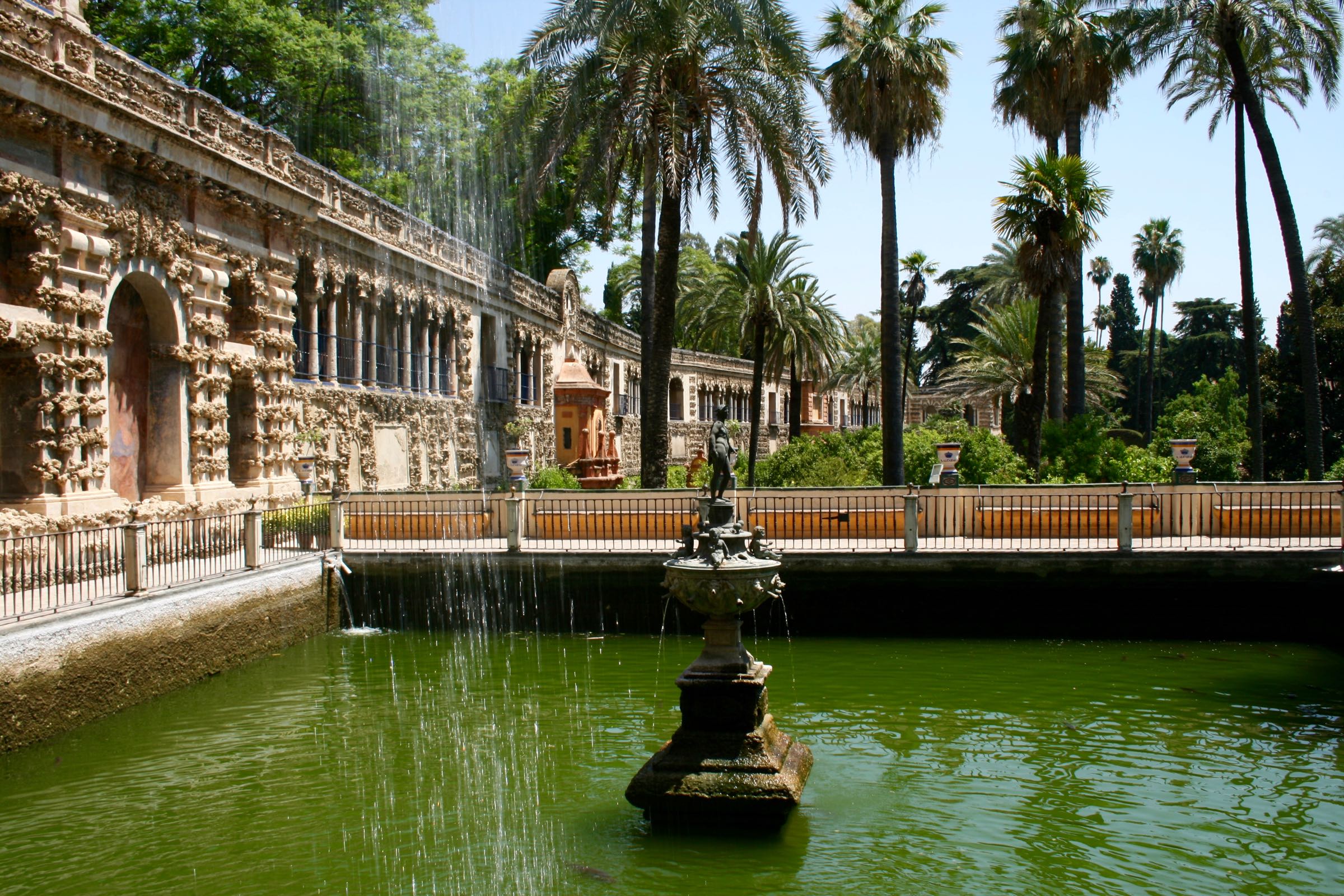 Gartenanlage des Alcázar von Sevilla, Andalusien, Spanien