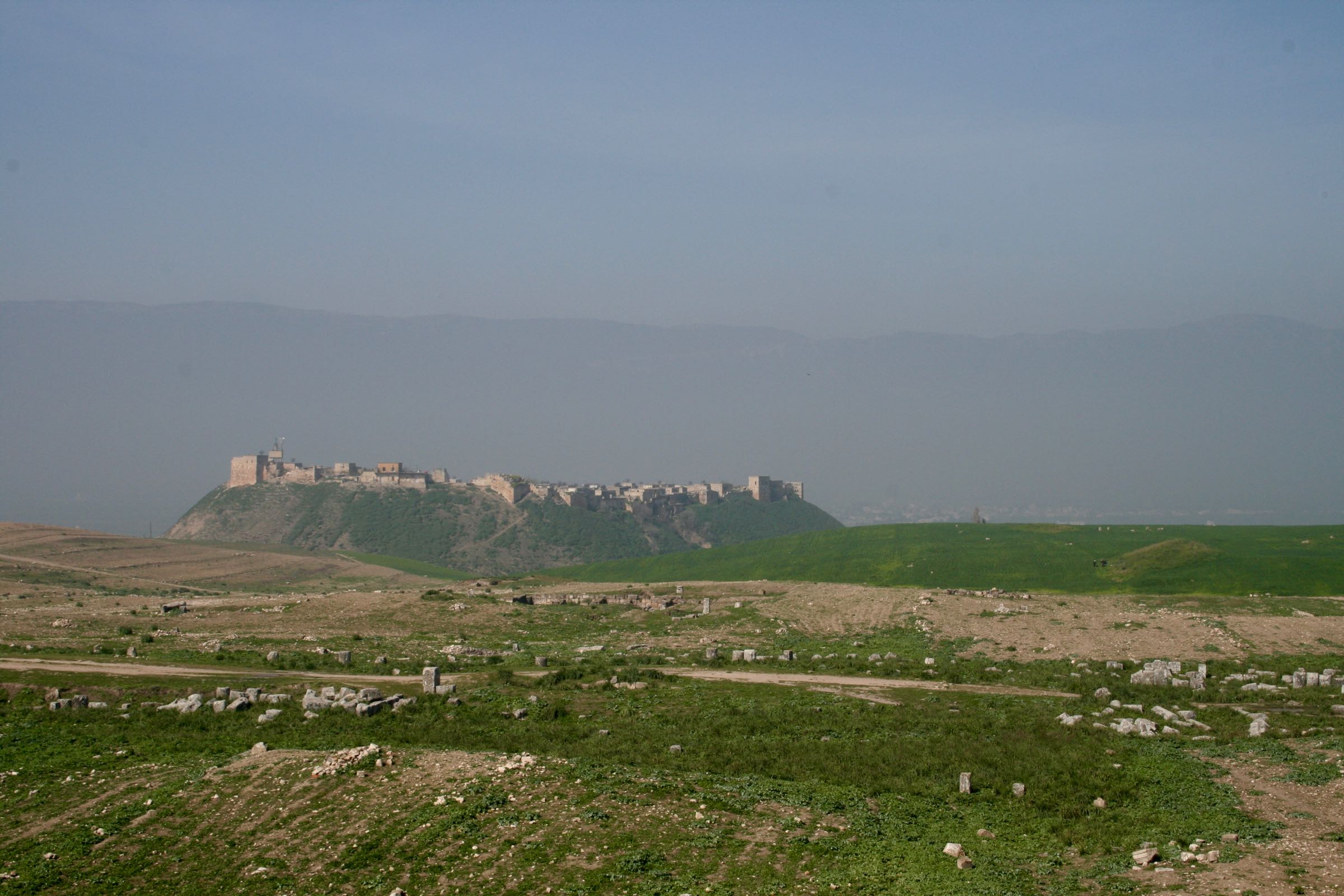 Blick auf die Zitadelle Qal'at al-Mudiq, Syrien