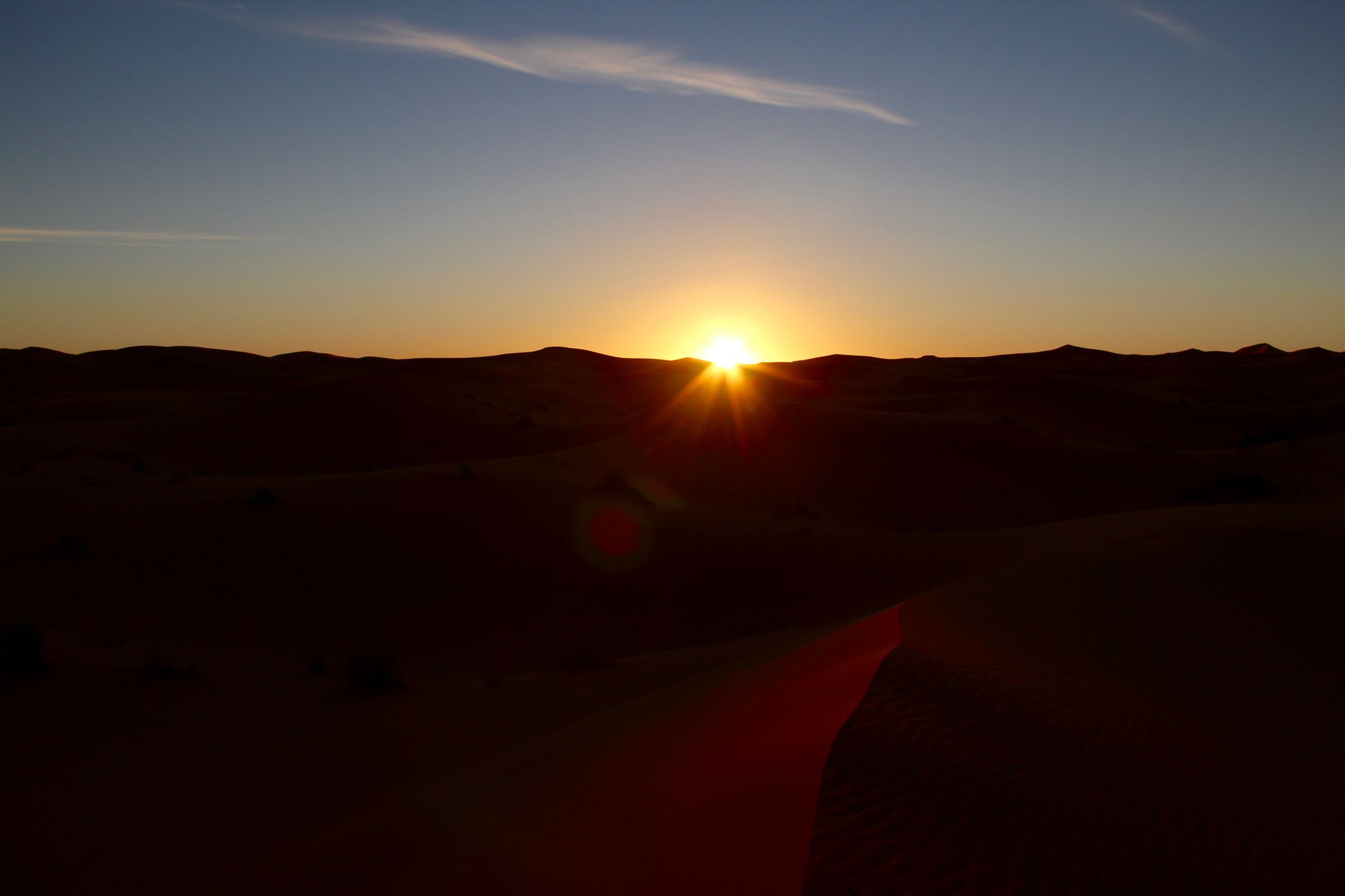 Sonnenaufgang im Erg Chebbi, Sahara, Marokko